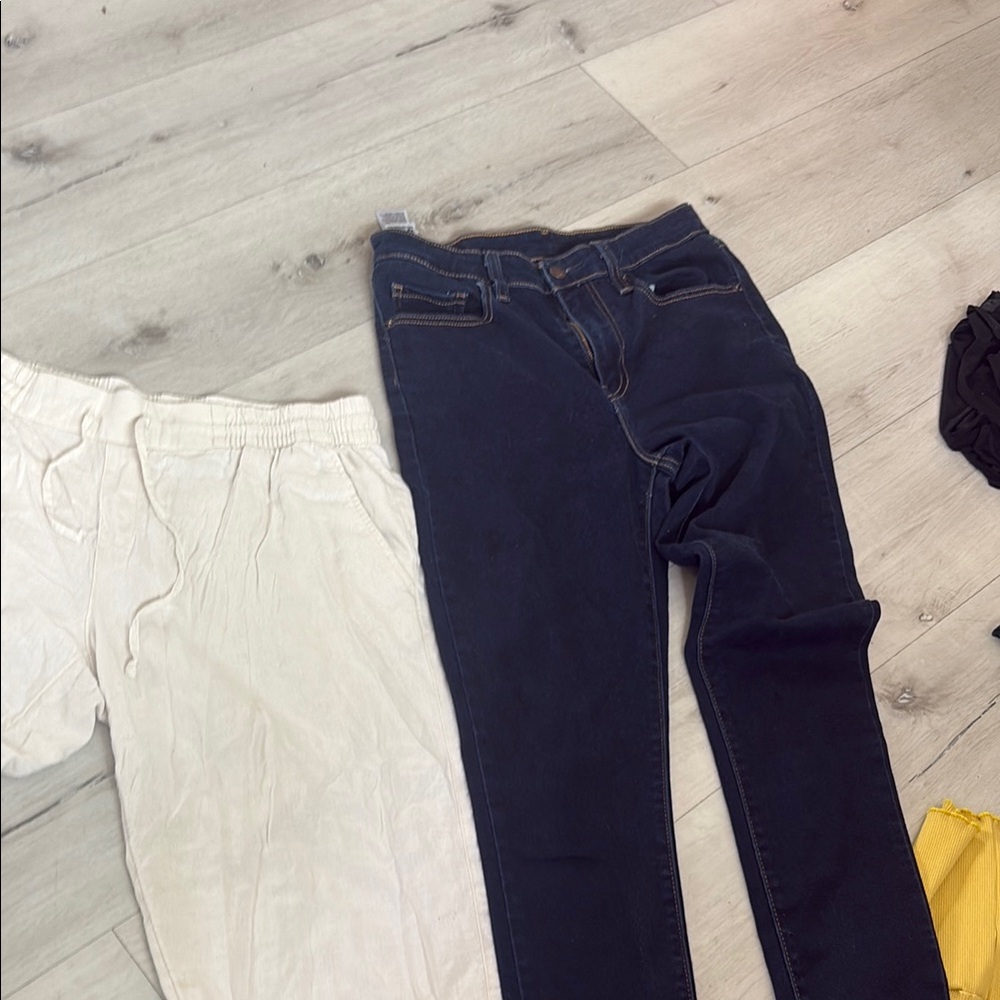 Women's Dark Blue Jeans